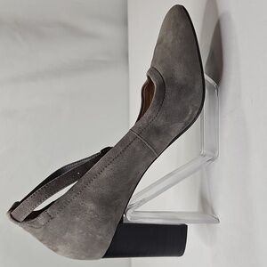 Clarks Artisan Chryssa Jana Grey Suede Pumps Size 10